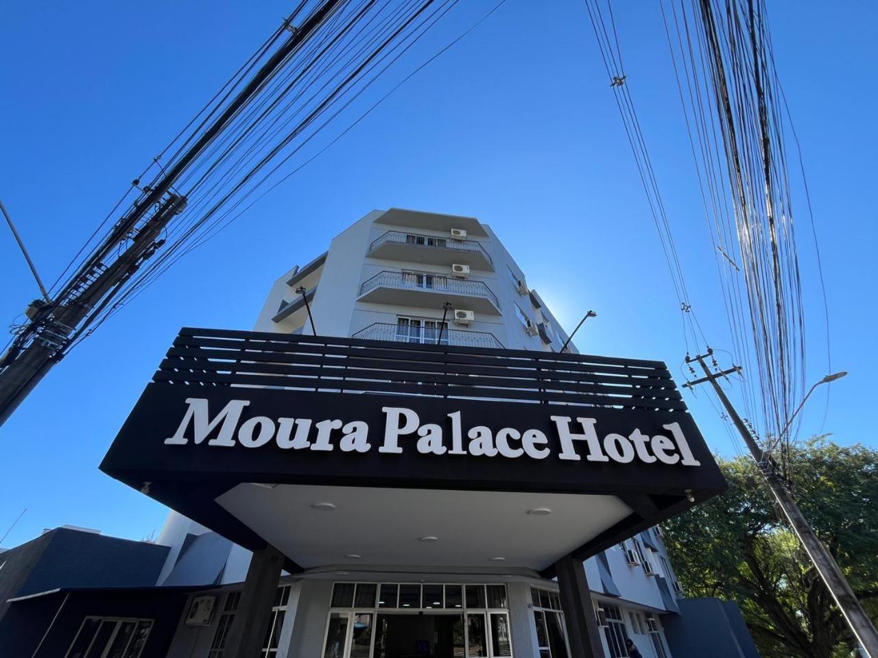 Moura Palace 3*